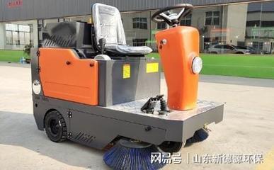 CA1160P62K1L3E4洗掃車 高效清潔，城市環(huán)衛(wèi)的得力助手